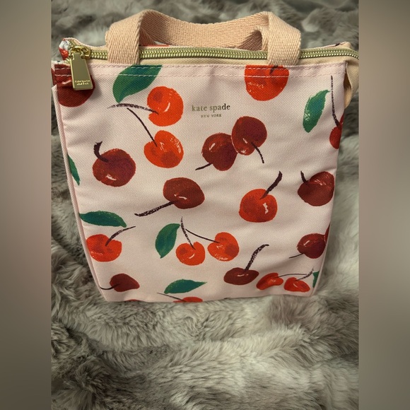 kate spade Handbags - ‼️Kate Spade with Cherry 🍒 Print Lunch Bag